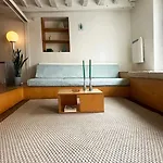 Peaceful Flat In Central Paris